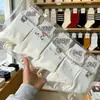 Meias 3D Brancas da Hello Kitty para Mulheres, Meia-Calça Respirável Absorvente de Suor Antiodor para Primavera e Verão, Meias Longas Versáteis Fofas para Estudantes