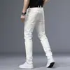 Novos Jeans Brancos de Outono 2026 de Alta Qualidade para Homens, Corte Slim, Calças Brancas Novas Estilosas para Homens com Rasgos, Tendência