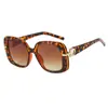 Gafas de sol cuadradas de montura grande a la moda para mujer Gafas de sol europeas y americanas Gafas de sol anti-UV Sombrilla de moda