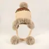Gorro Lei Feng Engrosado y de Terciopelo Cálido para Niños y Niñas Estilo Étnico Tejido Otoño e Invierno 2025 Gorro para Viajes al Noreste Viento y Nieve