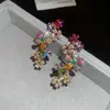Brincos de Coração de Diamante com Tachas Prateadas e Zircônia, Brincos Simples e Doces com Franjas, Brincos de Luxo Leve e de Alta Qualidade com Design Único
