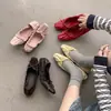 Zapatos tipo huevo súper suaves 360 grados flexibles de oveja completa, colección otoño 2026, punta cuadrada, corte bajo, piel genuina, moño, suela suave para mujer