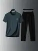 Conjunto Informal Deportivo de Dos Piezas para Hombre de Verano 2026 de Alta Calidad, Camiseta de Manga Corta con Cuello Redondo, Pantalones de Seda de Hielo, Color Sólido para Edad Media