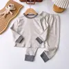 Nuevo Conjunto de Algodón Puro Otoño e Invierno para Niños y Niñas, Conjunto Cálido Ropa de Casa para Bebés Clase A