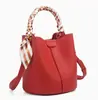 Bolso Cubo de Lujo Ligero de Moda 2026 para Ir al Trabajo, Bolso Cesta Versátil para Mujer, Bolso de Hombro, Bolso de Mano y Bolso Cruzado