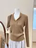 Suéter de Punto de Manga Larga Color Marrón Té con Cuello de Canalé Estilo Old Money para Mujer, Otoño, Impresionante y Holgado Adelgazante