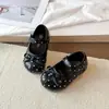 Sapatos de Couro Estilo Coreano para Crianças com Dedos Separados Primavera e Outono Novo Estilo Moda Feminina Sapatos de Princesa com Bolinhas Sapatos Baixos com Laço