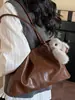 Bolso Cruzado Casual de Moda con Personalidad 2025 Invierno Nuevo de Moda Nicho de Alto Valor Bolso Tote para Mujer