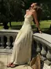 2026 Verano Amazon Nueva Moda Femenina Sexy Cuello Halter Lunares Retro Plisado Elegante Vestido de Lunares Venta al por Mayor
