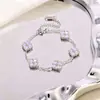 Pulsera de titanio y acero con cuentas, superventas transfronteriza para mujer, oro de 18 quilates, no se decolora, lujo ligero, sensación de alta gama, directo del fabricante