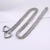 Estilo Punk Retro Europeo y Americano Gótico Collar Lazo Cubano con Forma de Corazón Collar Personalizado Simple de Corazón de Melocotón para Parejas Hombres y Mujeres