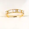 Anel Popular Estilo Chanel da Teum com Inlays de Zircônia, um Presente de Luxo Leve, Versátil para o Dia a Dia, Feito de Cobre, Exclusivamente para Vendas Transfronteiriças, Direto do Fabricante