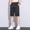 Shorts Casuais de Seda Gelada de Verão para Homens, Calças Retas Finas de Cinco Pontos de Secagem Rápida de Comprimento Médio, Moda Popular Masculina