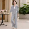 Elegante Conjunto de Dos Piezas de Manga Corta para Mujeres de Mediana Edad y Mayores en Otoño e Invierno, Casual Moderno Estilo Nuevo para Mamás, Conjunto Casual Versátil de Tallas Grandes