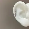 Brincos de Tarraxa de Aço Titânio com Pingente de Cruz e Zircônia Acessórios de Orelha Design Minimalista Versátil de Luxo Leve Nicho