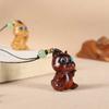 Llavero Colgante de Palo de Rosa Tallado de Dibujos Animados Gato Travieso Sándalo Verde Creativo Mascota Cadena Colgante para Teléfono Móvil Accesorios para Hombres y Mujeres Regalos