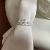 Anel de Prata Esterlina S925 Vazado em Renda Empilhável com Pérola para Mulheres Nicho Moda de Alto Padrão Versátil Anel para Dedo Indicador Produto Novo
