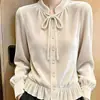 Camisa de Veludo com Gola Alta e Manga Longa Estilo Levemente Maduro para Mulheres, Sensação de Luxo Leve, Patchwork de Babados com Laço, Top Francês