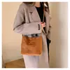 Gamuza Casual Gran Capacidad Simple Moda Primavera 2024 Casual Color Sólido Elegante Moderno Moda Bolso Tote