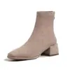 Efeito Emagrecedor! Botas de Cano Curto Elásticas Quadradas de Salto Médio Robusto Simples e Elegantes para Mulheres 2026 Botas Slim Botas Curtas de Outono Botas Individuais Botas de Cano Curto