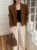 Blazer simples estilo retrô francês com gola abotoada, jaqueta curta feminina, casaco curto slim fit liso para outono e inverno de 2026