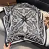 Bufanda de Seda de Nuevo Estilo para Mujer, Moderna y Versátil, Pañuelo Cuadrado de 70 cm, Bufanda para el Cuello Estilo Coreano, Pañuelo Retro para Primavera y Otoño, Pañuelo para la Cabeza