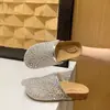 Nuevas Sandalias y Pantuflas 2025 para Mujer Verano Malla Diamante Diseño de Pedal Conveniente y Fácil Frescas Zuecos Medios