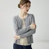 Nuevo suéter de punto de cachemira pura para mujer de otoño e invierno, cuello redondo, diseño de punto trenzado, prenda exterior cálida, corte ajustado, favorecedor, casual y versátil