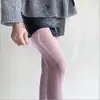Meia-calça com Suspensório e Renda, Malha Preta Oca Respirável, Estilo Europeu e Americano, Meias de Halloween para Mulheres