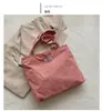 Nova Bolsa Tote de Veludo de Grande Capacidade para Primavera e Outono, Bolsa de Ombro Simples da Moda, Bolsa de Lona Versátil Simples para Comércio Eletrônico Transfronteiriço