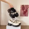 Sapatilhas Femininas de Cachorro Desenho Animado Fofo 2026 Verão Novo Doce Estilo College Versátil para o Dia a Dia Sola Grossa Aumenta Altura Sapatos Mary Jane
