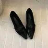 Zapatos Franceses Exquisitos Cómodos de Punta Fina Tacón Grueso 2026 Nueva Llegada Primavera Zapatos de Mujer Retro Gamuza Boca Baja Tacón Delgado Zapatos de Salón