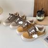 CKN Zapatos Pequeños Sucios de Estrella con Forro Polar Estilo Hong Kong Moda para Estudiantes Femeninas Estilo Coreano Suela Gruesa Aumentadores de Altura Zapatos Casuales de Moda 6603