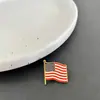 Atacado do Fabricante Broche Insígnia Bandeira Americana Pintura Dourada Insígnia de Cola Fivela Borboleta Acessórios de Joias para Bagagem
