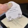 Pendientes Exquisitos de Plata S925 con Aguja de Plata, Circonita y Perla, Estilo Nicho Versátil y Sencillo, Pendientes de Lujo Ligero de Alta Gama para Mujer