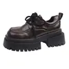 Sapatos pequenos de couro com cadarço e sola grossa para aumentar a altura, estilo JK para mulheres, novo estilo de outono 2026, versáteis com saias, mocassins estilo britânico