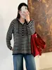 Suéter de punto a rayas con capucha versátil para mujer de talla grande 2026 otoño casual suelto para mujer de talla grande