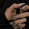 Use uma personalidade social maré reutilizável produto acabado removível avançado falso folha de unhas linha preta