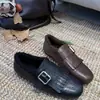 Zapatos Pequeños de Cuero con Suela Suave, Superficie Suave y Terciopelo, Zapatos de Algodón 2025 Invierno Nuevos Zapatos Brogue Tallados con Borlas Retro y Zapatos de Piel