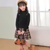 Otoño e Invierno Nuevo Suéter Grueso de Punto de Cuello Medio para Niñas, Suéter Elegante para Niña Pequeña, Top Versátil para Bebé