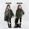 Chaqueta de Forro Polar para Niñas 2026 Invierno Nueva Ropa Infantil Parka Impermeable con Cuello de Solapa, Abrigo Infantil Cálido y Engrosado