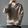 Suéter resistente para hombre estilo retro americano con cuello Henley, nueva colección otoño/invierno 2026, corte holgado, estética "old money", tejido casual