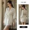 Precioso camisón de color liso, satén sedoso con encaje transparente, acolchado push-up, espalda descubierta, con bata, ropa de estar M7318