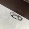 Impresionante anillo de diamantes vintage, diseño de nicho retro exquisito de lujo ligero con un toque de alta gama y artesanía intrincada