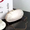2025 Bolso de Mano Ovalado Acrílico Transfronterizo Europeo y Americano Bolso de Hombro Cruzado para Fiesta Bolso de Mujer Estilo Europeo y Americano Bolso de Noche