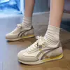Zapatillas blancas populares estilo retro para mujer, nueva colección otoño 2026, ligeras y versátiles, zapatillas deportivas casuales, estilo de entrenamiento alemán