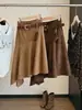 Falda de Gamuza de Moda Vintage para Mujer, Otoño 2026 Nueva Falda de Paraguas de Cintura Alta Irregular de Línea A Adelgazante