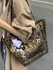 Bolso Grande de Moda con Estampado de Leopardo 2025 Nuevo Bolso de Hombro Casual para el Trabajo y Salidas Estudiante Universitario Bolso Tote