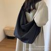 Bolso de axila de ocio para mujer 2023 Nueva marea Bolso de hombro de supercapacidad minoritario explosión lienzo perezoso cruzado