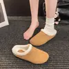 Chinelos peludos femininos para uso externo, outono de 2026, novos e versáteis, de pelúcia, slip-on, planos e preguiçosos, chinelos de algodão Birkenstock